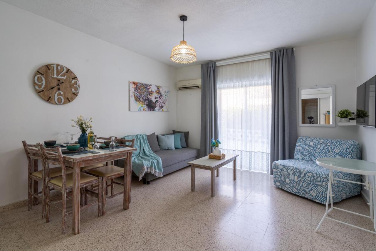 Vision 1-bedroom In Ajia Napa